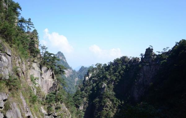 秀丽的山景